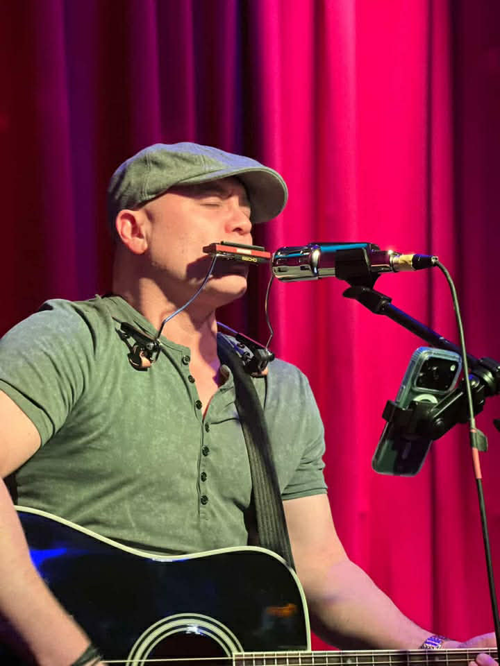 Happy Hour Unplugged: Kevin Platt Friday, March 13 2 sets 5:30 - 7:30 FREE | ALL AGES