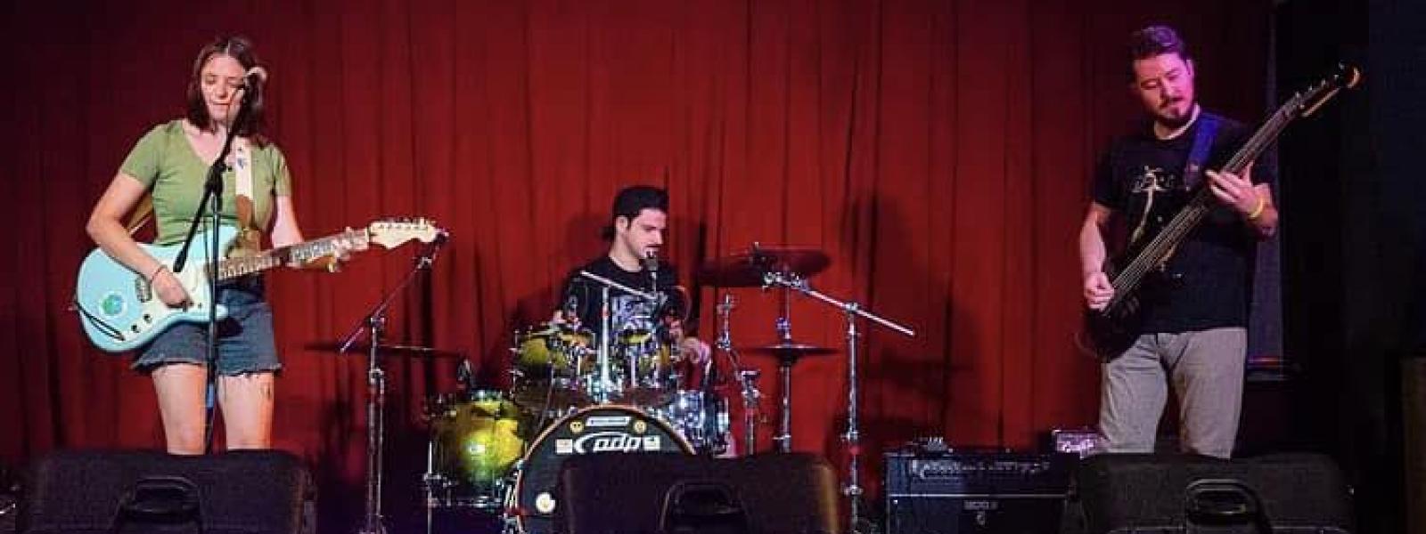 ACTUAL ITALIANS w/ TENDER BRUTES