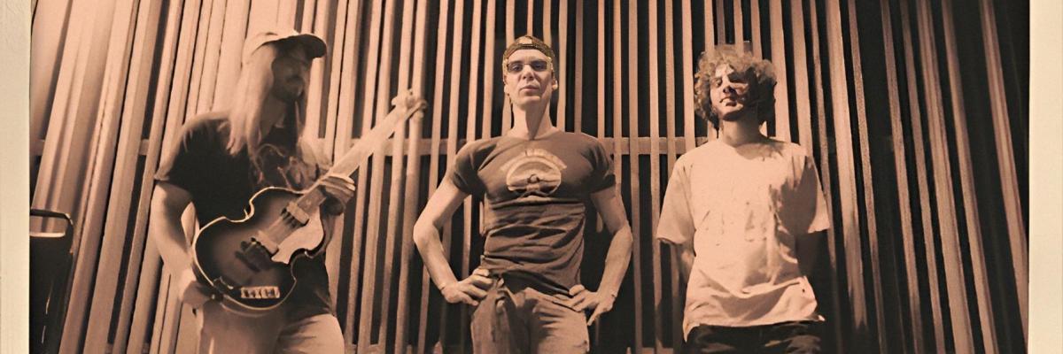 WATER BALLOON w/ MELODK EYE and KOMMA