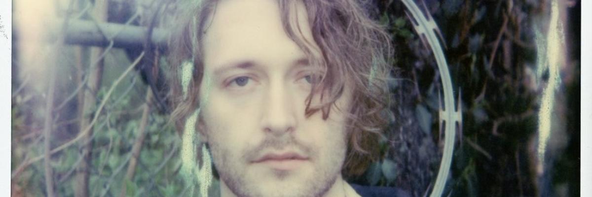 SPOILS, RIG B, TRUST BLINKS