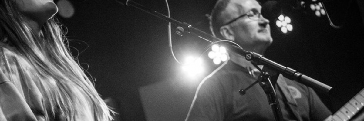 SHARNA PAX and THE FLYING UNDERGROUND