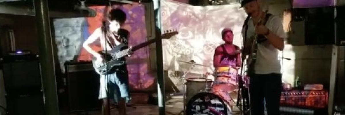 TEN GAUGE, POOR LITTLE CRITTERS, SPACE CHAISE LOUNGE (acoustic)