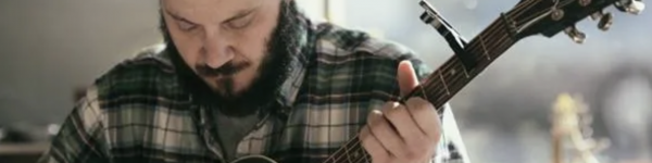 HAPPY HOUR UNPLUGGED: DAN VAN VECTHIN
